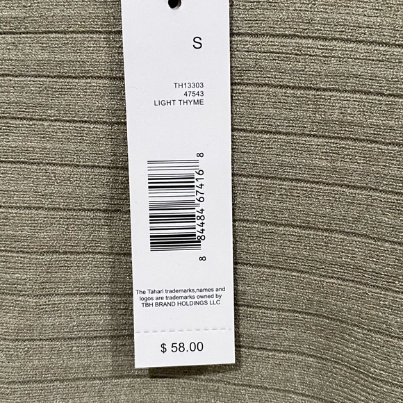 NWT TAHARI Domain Style Top - Picture 5 of 5